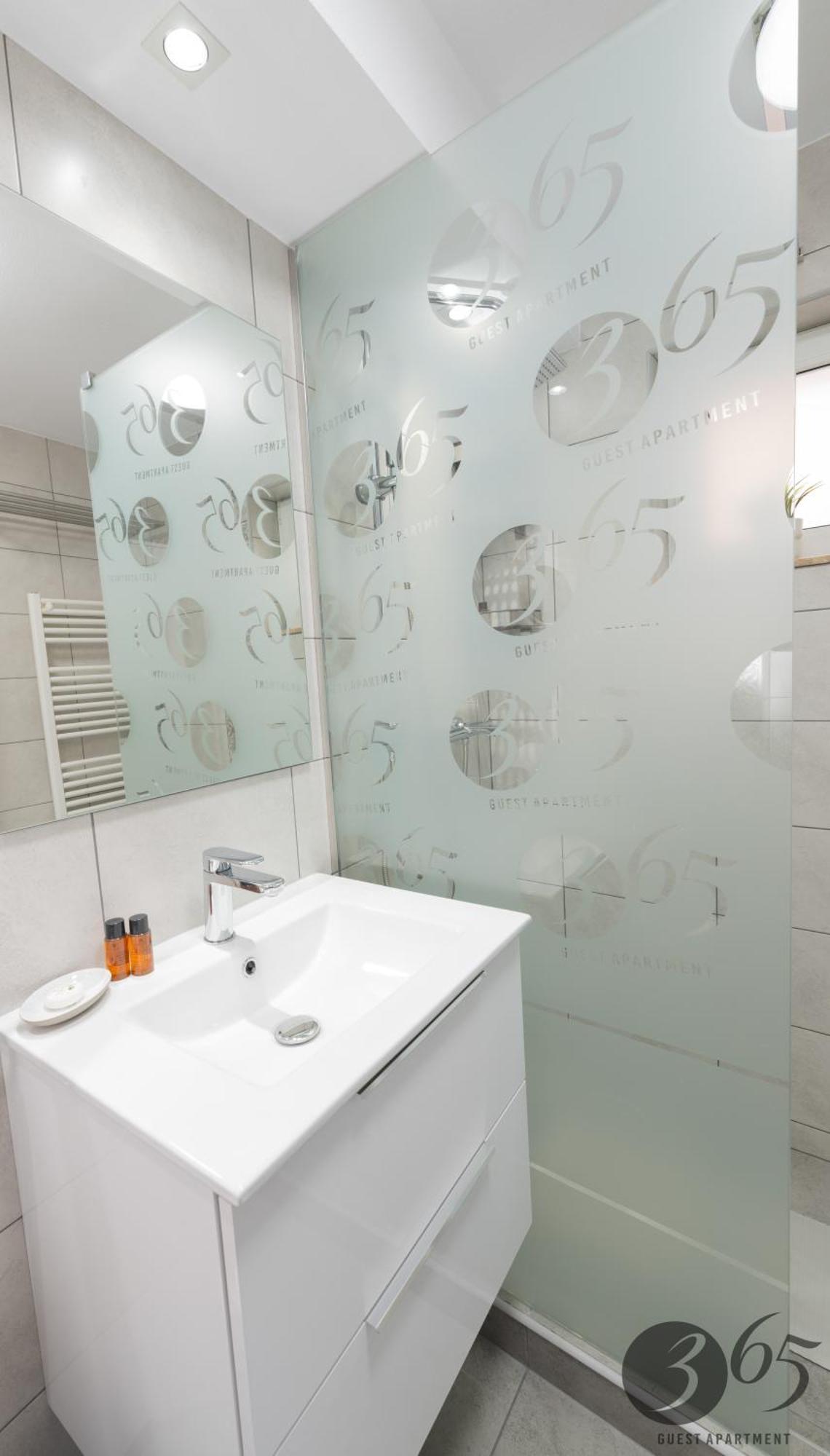 365 Guest Apartment Hunedoara Luaran gambar