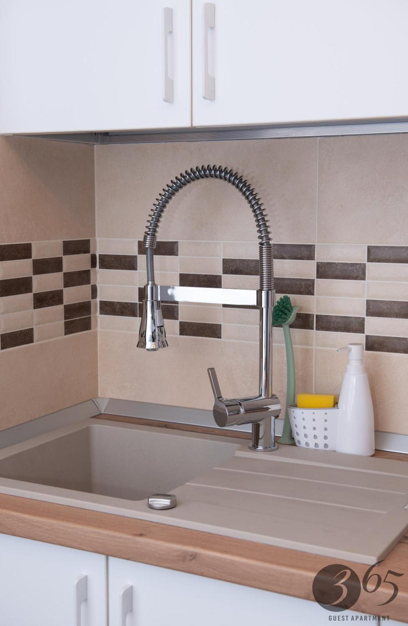 365 Guest Apartment Hunedoara Luaran gambar